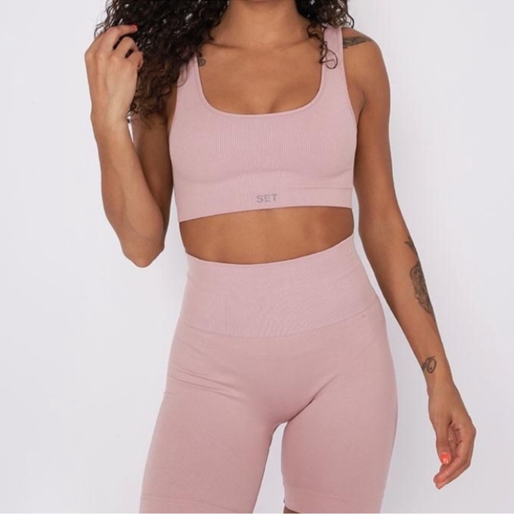 SET ACTIVE Sculptflex Box Sports Bra